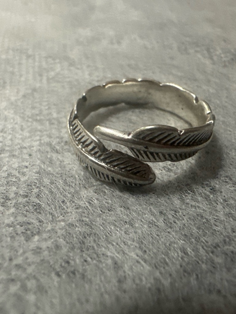 Silver ring sets - Picture 4 of 4
